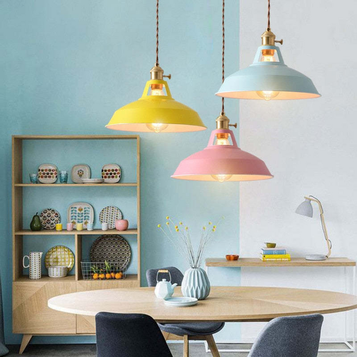 Moderne Fargerik LED Pendellampe - ChromaLuxe | Skanto