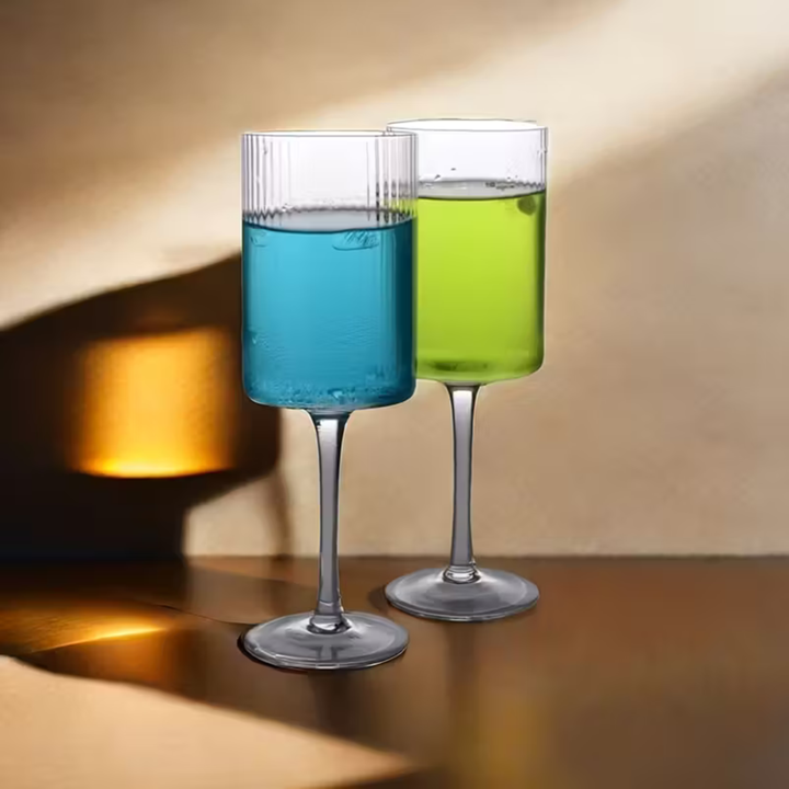 Krystallglass med vintage-riller – Gjennomsiktig og dekorativ | Elegant glass for hverdagsbruk og tabbouleh-kultur