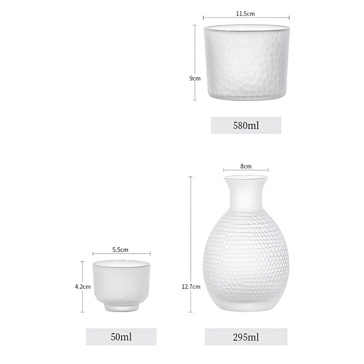 Japansk sake-sett laget av glass – Elegant karaffel med kopper | Perfekt for vin, whisky og likør | Skanto