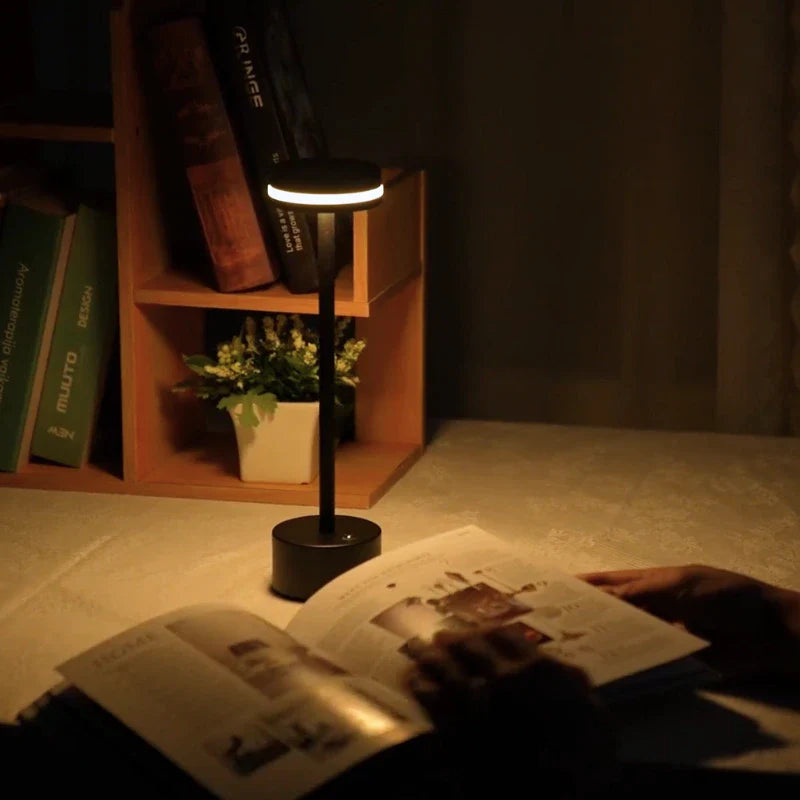 Skanto | Kosmisk Eleganse Lampe