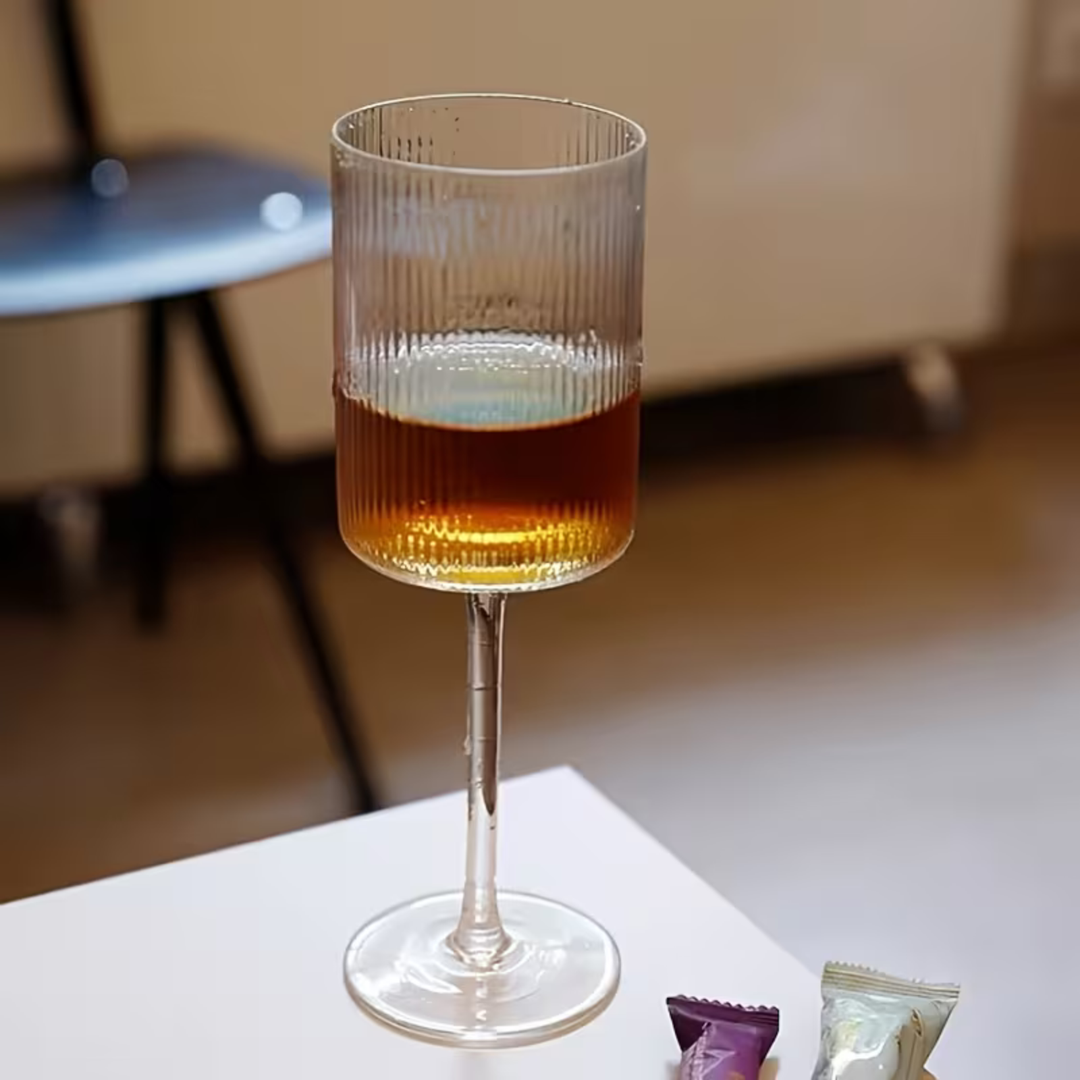 Krystallglass med vintage-riller – Gjennomsiktig og dekorativ | Elegant glass for hverdagsbruk og tabbouleh-kultur