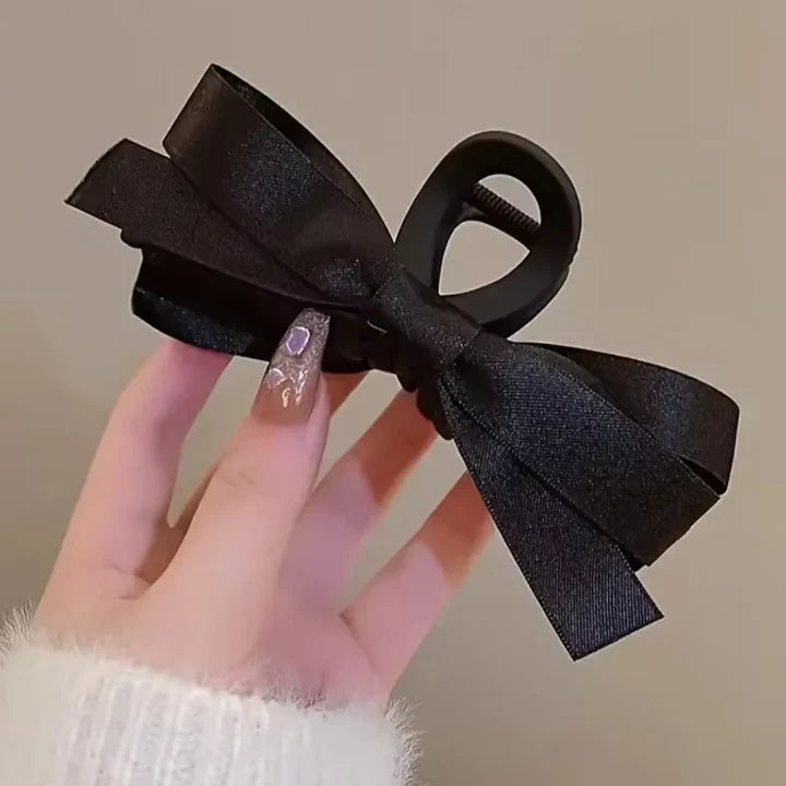 Skanto | Store Hårklipp med Satin Sløyfer