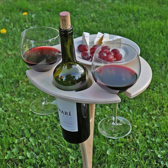 Utendørs-vinbord piknik til sommeren
