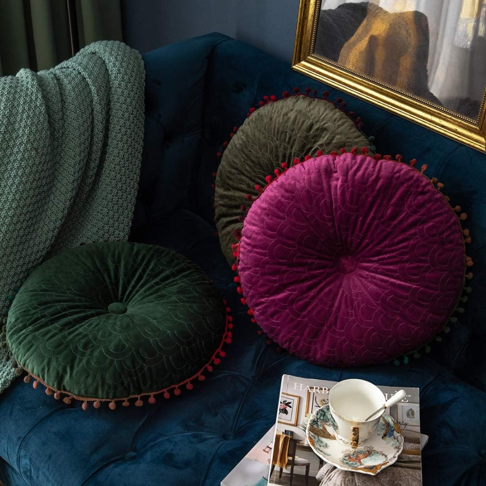 Skanto | Veloura Rund Vintage Kviltet Ottoman Putepad