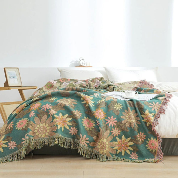 Skanto | Verdant Bloom Reversible Jacquard Blanket