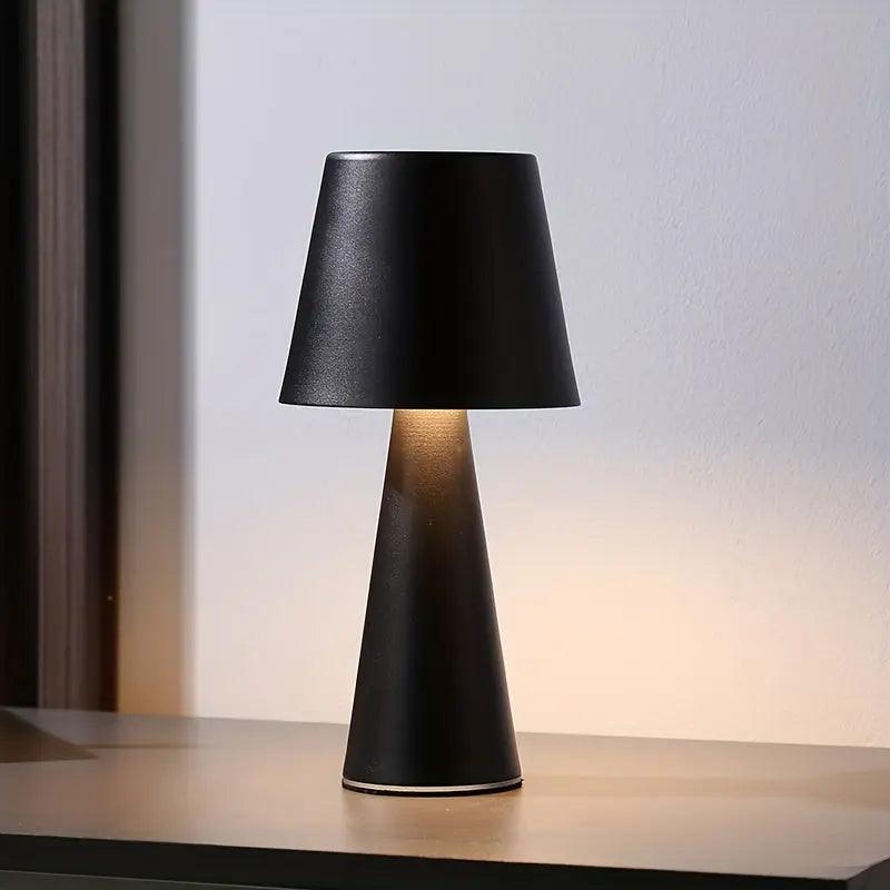 Skanto | Bordlampe - Belysning - svart - Legg til raffinert stil og etterlat et varig inntrykk