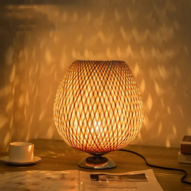 RustikkLys – Vintage-Bambus-Tabulaturlampe | Håndlaget & bærekraftig | Perfekt for stue & soverom