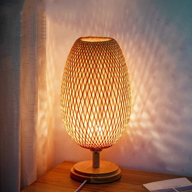 RustikkLys – Vintage-Bambus-Tabulaturlampe | Håndlaget & bærekraftig | Perfekt for stue & soverom