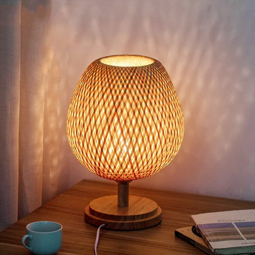 RustikkLys – Vintage-Bambus-Tabulaturlampe | Håndlaget & bærekraftig | Perfekt for stue & soverom