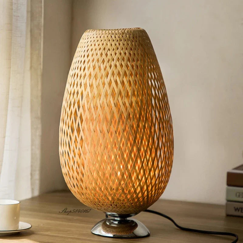 RustikkLys – Vintage-Bambus-Tabulaturlampe | Håndlaget & bærekraftig | Perfekt for stue & soverom