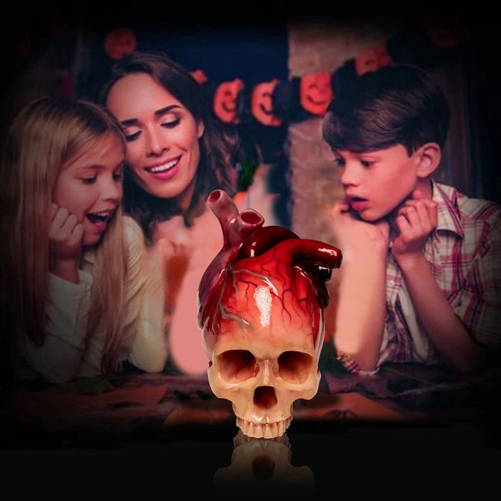 Skanto | SpookyHeart Realistisk Halloween Hjerteformet Skulpskulptur
