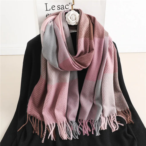 LuxeRuit Skjerf - Elegant Vintertilbehør for ethvert antrekk Skanto