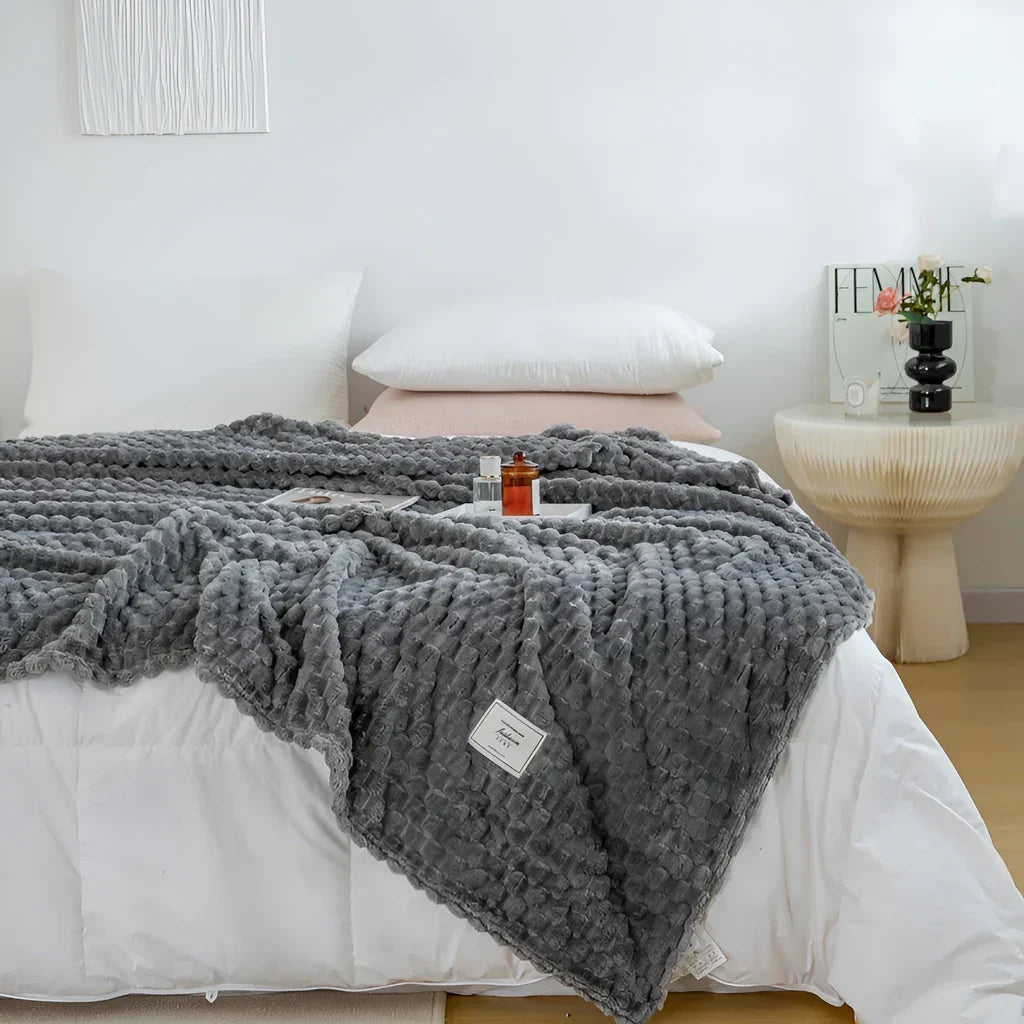 Skanto | CozyNest - Ultimat Varm og Myk Teppe for Sofa og Seng