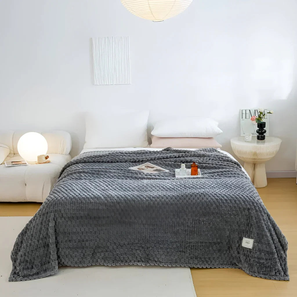 Skanto | CozyNest - Ultimat Varm og Myk Teppe for Sofa og Seng