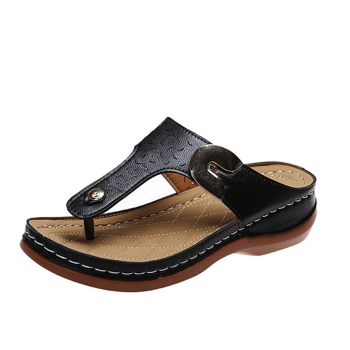 Skanto | 2022 Ny Kvinners Metall Dekor Funksjon Mønster Wedge Flip-Flops