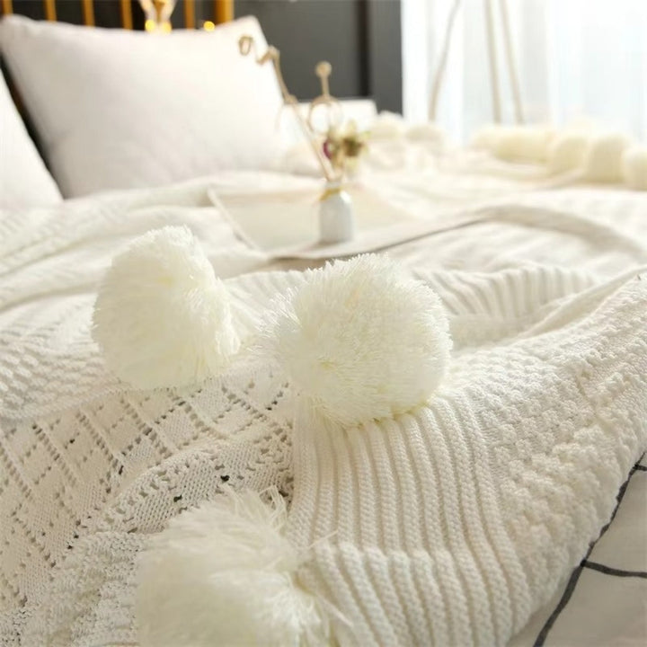 Skanto | Whimsy Fluffy Pom-Pom Macaron Teppe