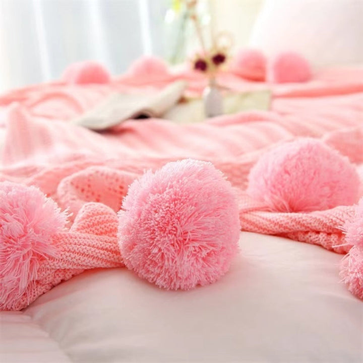 Skanto | Whimsy Fluffy Pom-Pom Macaron Teppe