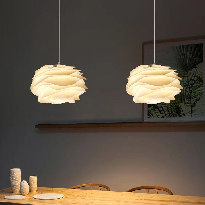 Romantisk rosenkrans taklampe – elegant og stemningsfull for ethvert interiør