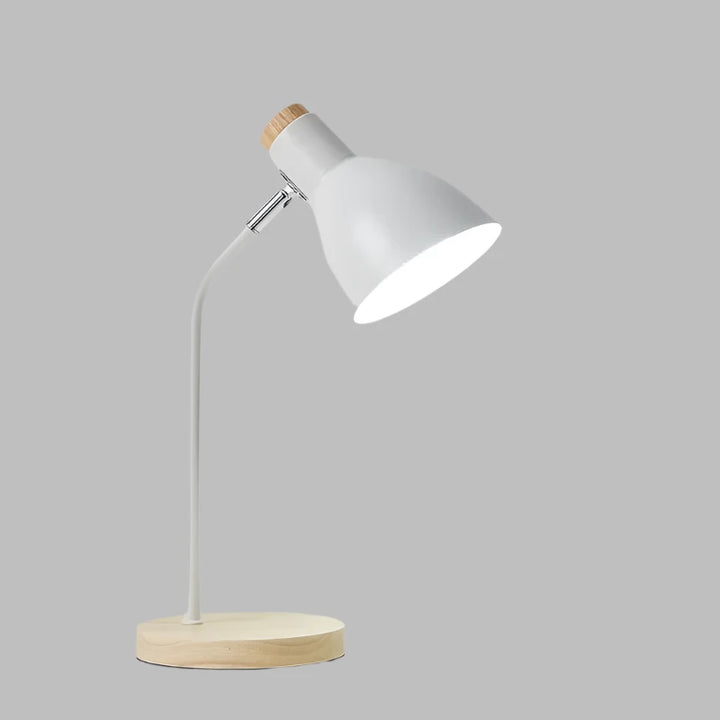 Skanto | Tremøbel Lampe – Kreativ Skandinavisk Skrivebord Lampe laget av Tre og Metall