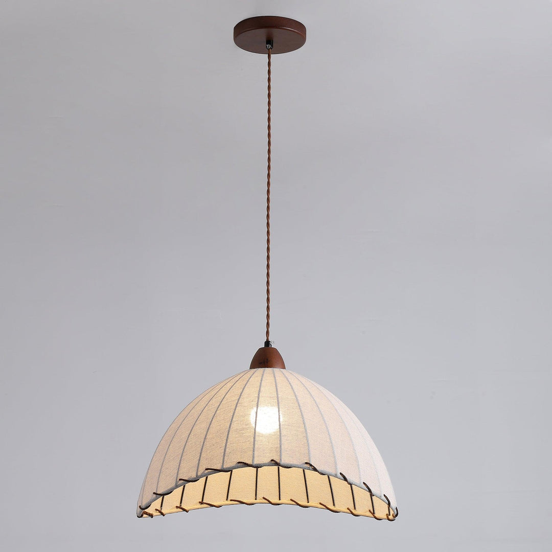 Skanto | Pendellampe med naturlige materialer og subtilt lys