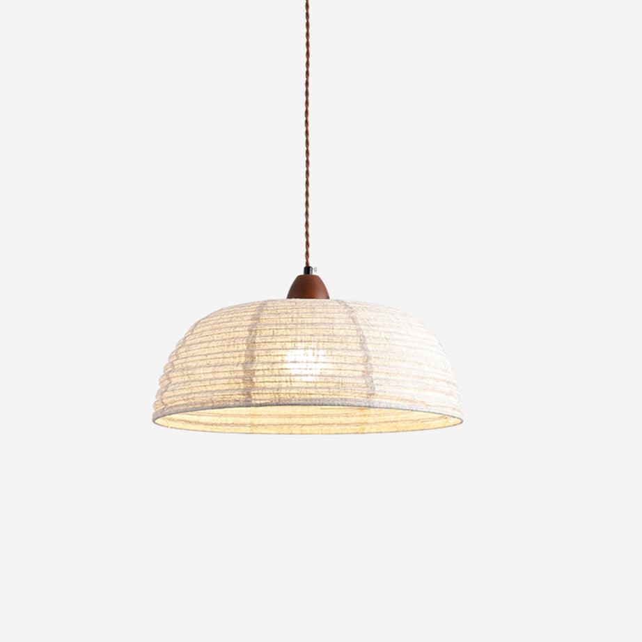 Skanto | Pendellampe med naturlige materialer og subtilt lys
