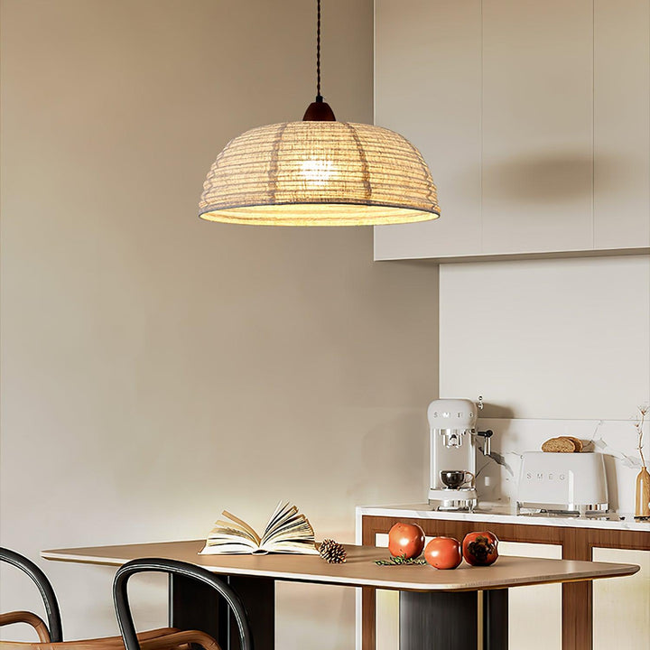 Skanto | Pendellampe med naturlige materialer og subtilt lys
