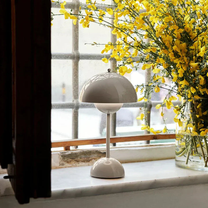 Skanto | SolarFlare LED-bordlampe – Dimmbar stemningslys for stue og soverom | Moderne og energibesparende