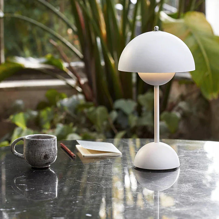 Skanto | SolarFlare LED-bordlampe – Dimmbar stemningslys for stue og soverom | Moderne og energibesparende