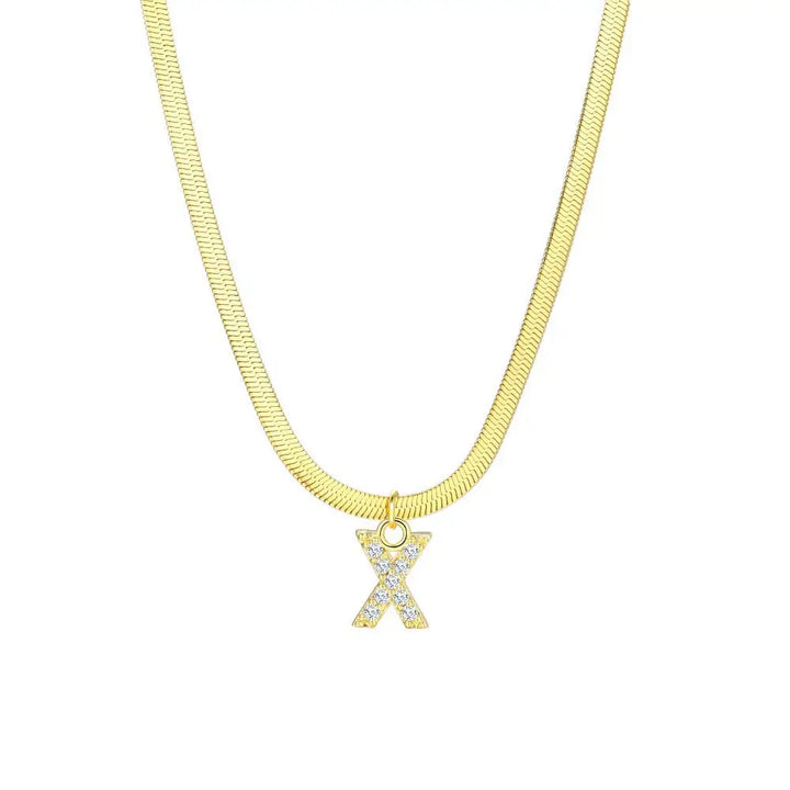 Skanto | Delikat Diamant Bokstav Initial Herringbone Halskjede