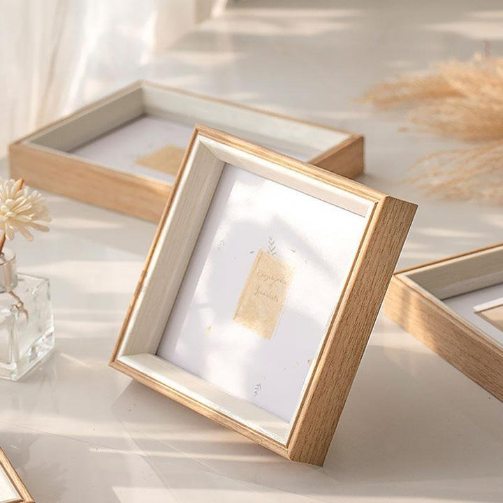 ElegantFrame – Luksus Bildekjede med Gylden Kant Skanto