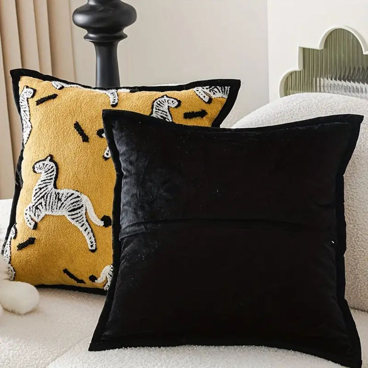 Skanto | Zebra Dash Brodert Putetrekk