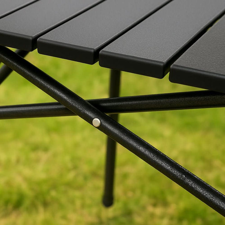 Skanto | Sammenleggbart campingbord med X-ramme og varmeresistent overflate