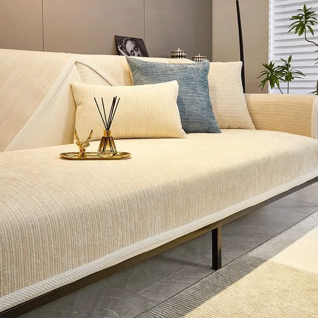 Skanto | Auraea - Sofistikert beskyttelse for sofaen