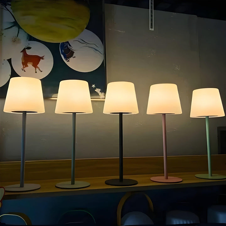Trådlampbar ladbart lampe med justerbar varm belysning Skanto