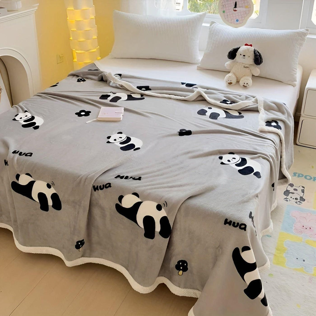 PandaSnug Skantoanket - Myk og varm flanellfleece med pandatrykk