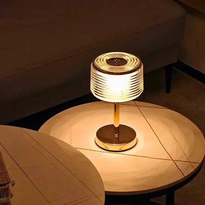 Skanto | LumaRing - Stilig Bordlampe med Rene Linjer