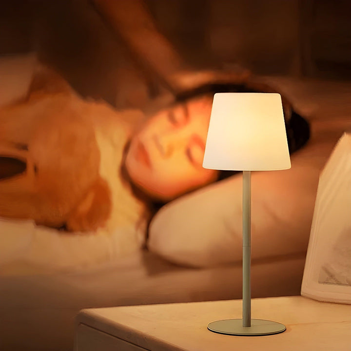 Trådlampbar ladbart lampe med justerbar varm belysning Skanto