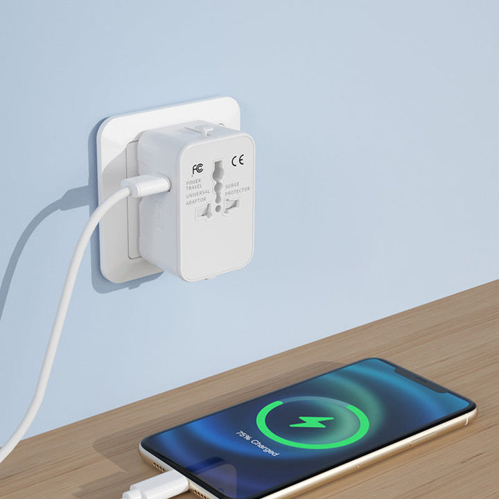 Universell reiseadapter med doble USB-porter | Skanto