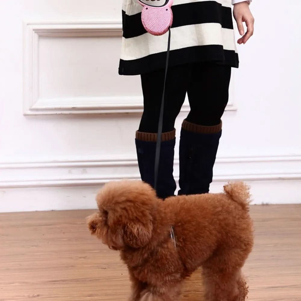 Skanto | CHIC CANIN BNDLE – Glitrende hundeleie med rhinestones & retractable for små hunder & katter