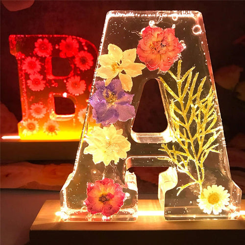Skanto | Blomster Harpikslampe
