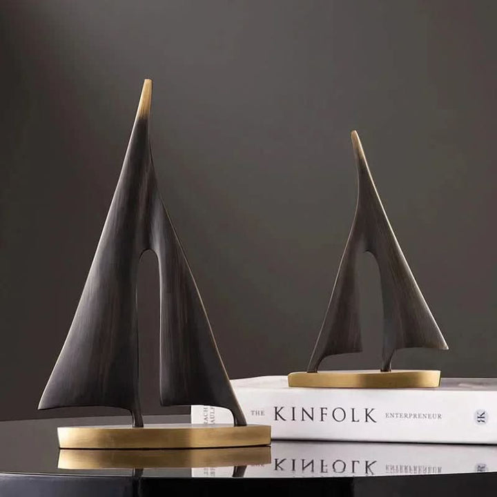 Skanto | Dekorativ minimalistisk seilbåt ornament for hjemmedekorasjon