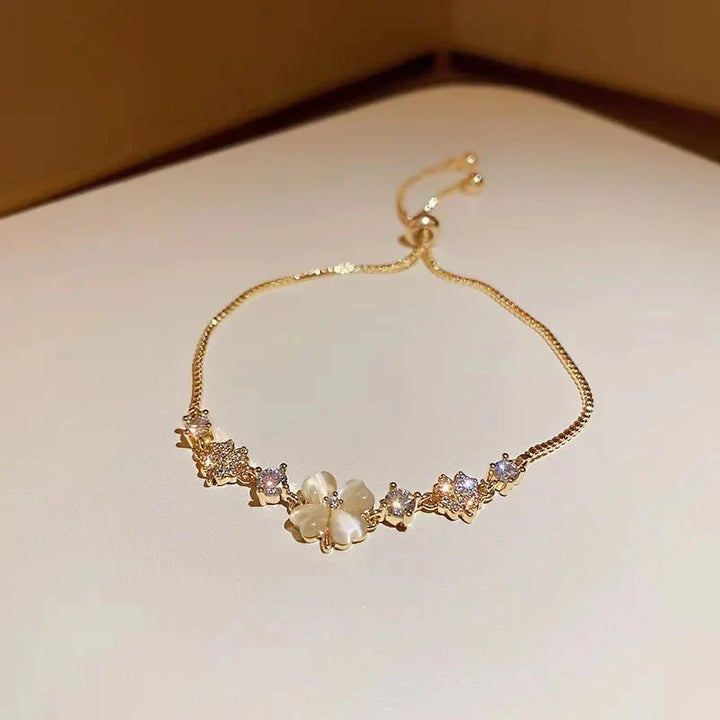 Skanto | Justerbar Lucky Four Leaf Clover Armbånd