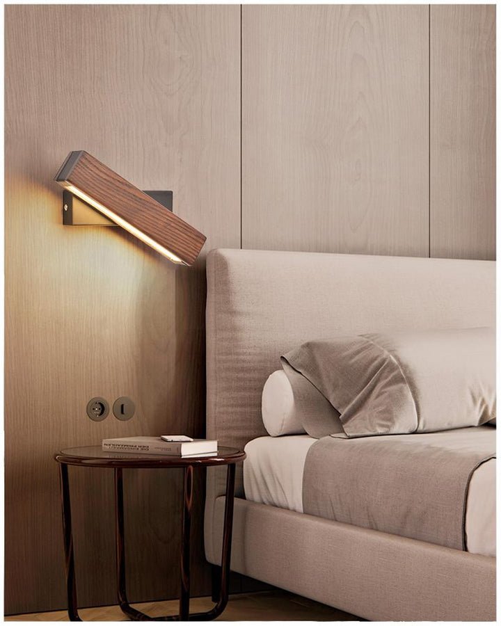 Skanto | Justerbar Tre LED Vegglampe - Jasper