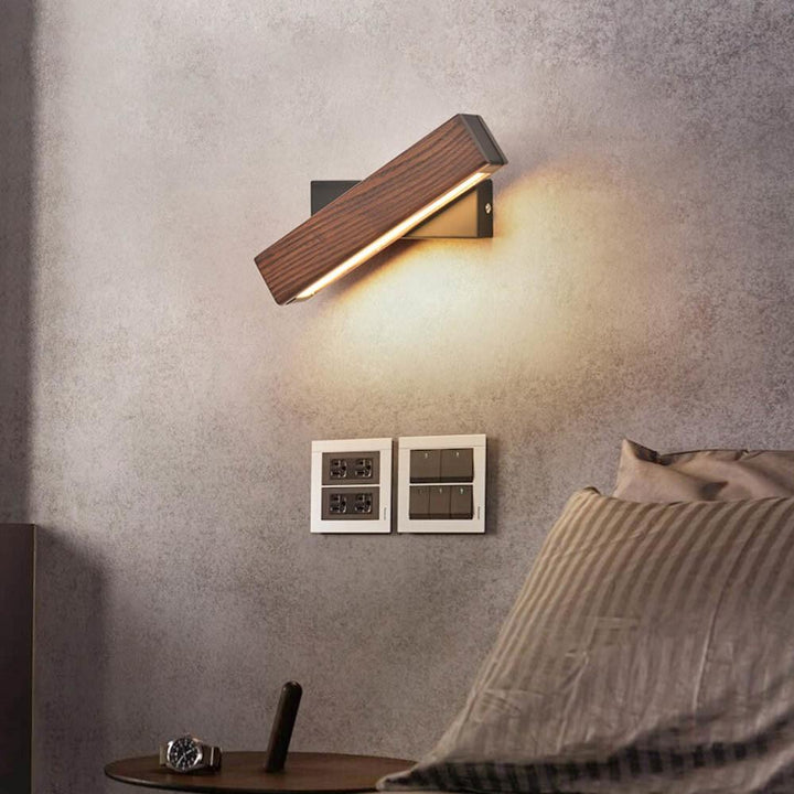 Skanto | Justerbar Tre LED Vegglampe - Jasper