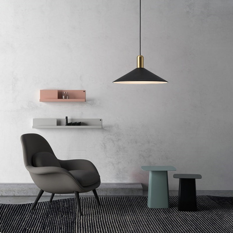 Skanto | Enkel Moderne Kegleformet LED Pendellampe