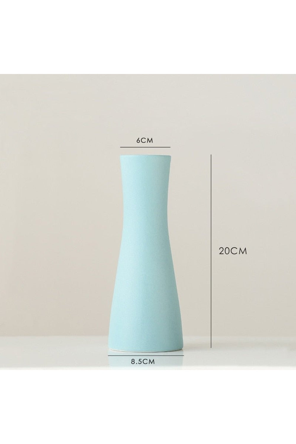 Moderne hvite eleganse vaser