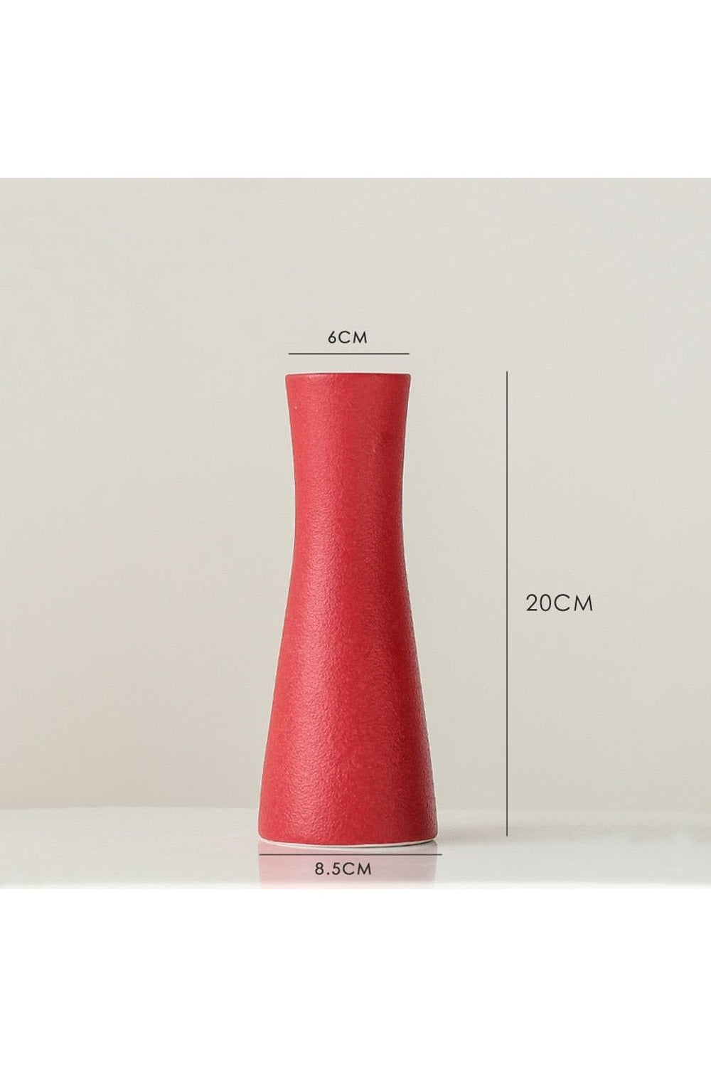 Moderne hvite eleganse vaser