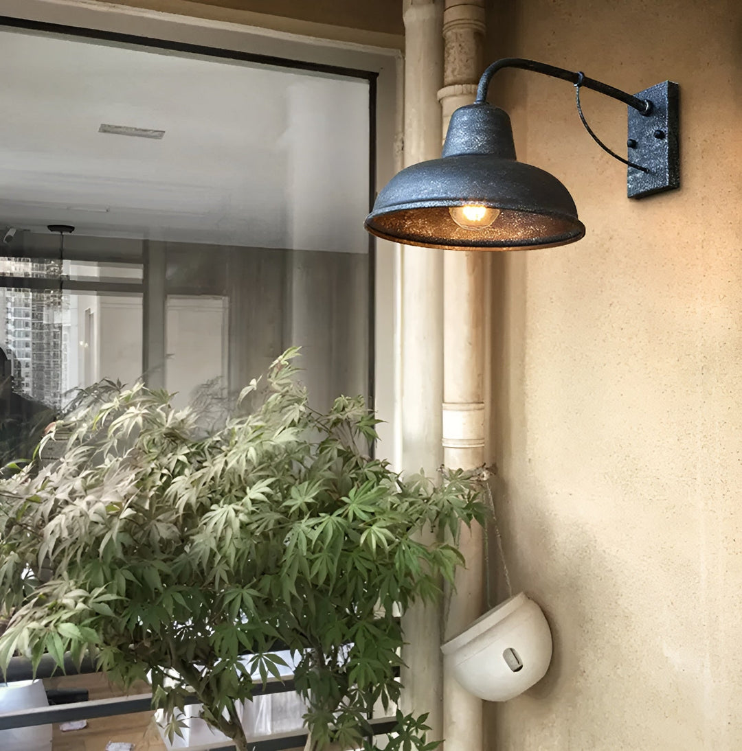 Skanto | Rustikk jern vegglampe - Vintage utendørsbelysning