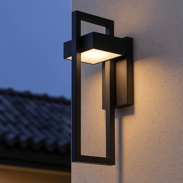 Skanto | ARCORA – Moderne Utendørs Vegglampe med LED & Værbeskyttelse