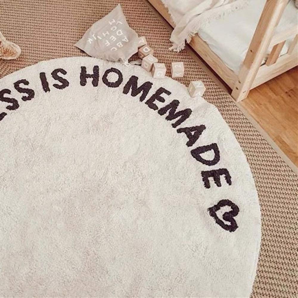 Hvit rund teppe – Stilig teppe for barnerommet og stuen, ideelt for moderne design | Skanto